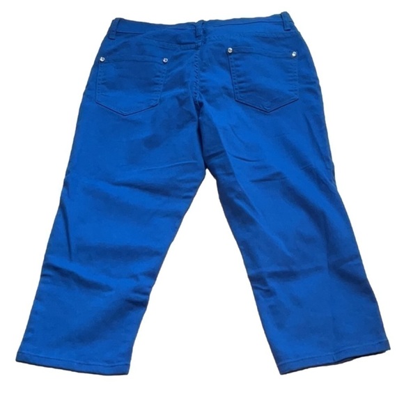 Venus Bling Cropped Jeans - Picture 4 of 11